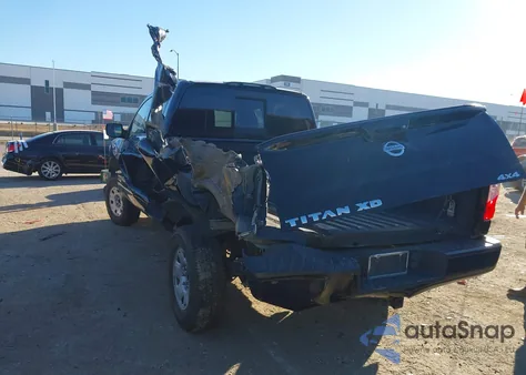 2018 Nissan Titan Xd S Diesel z USA, uszkodzony, nr VIN 1N6BA1F3XJN519345